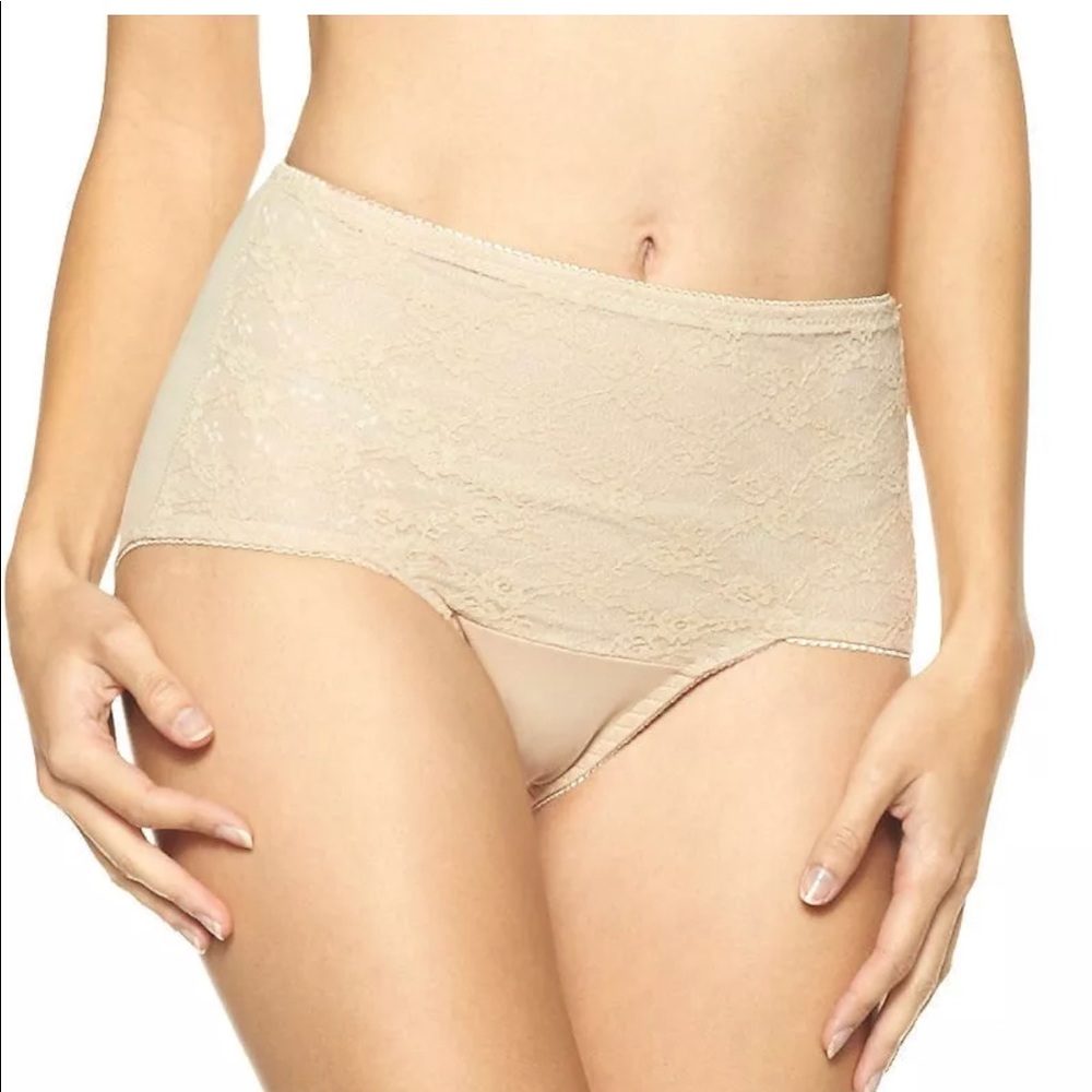 NWT Skweeze Couture Tan Lacy Tighter Firm Control Panties L